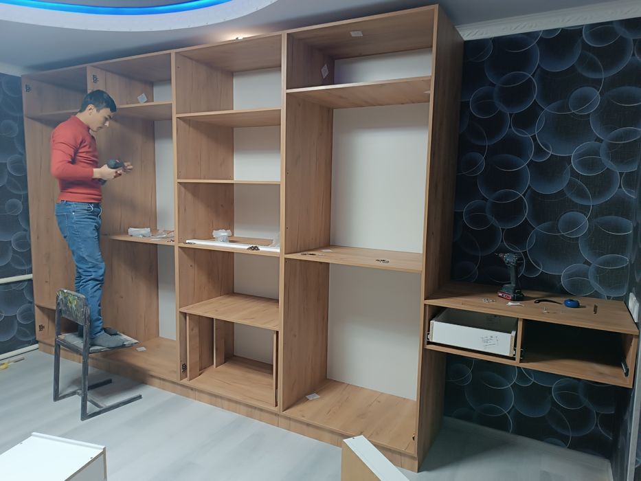 Шкаф до потолка навесной тумба с подсветкой