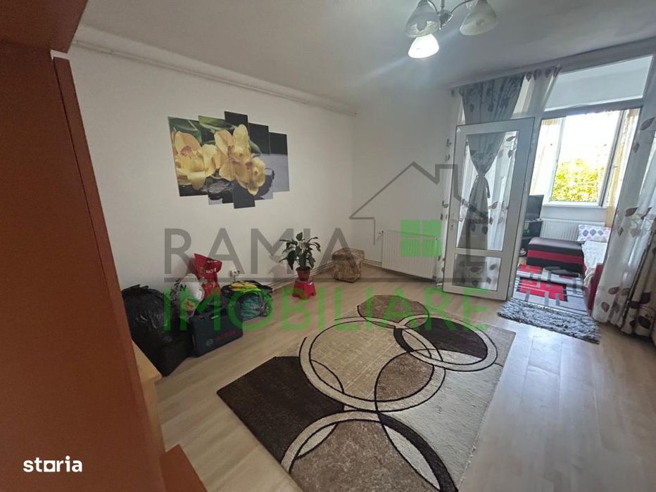 Garsoniera de vanzare  cartier Noua