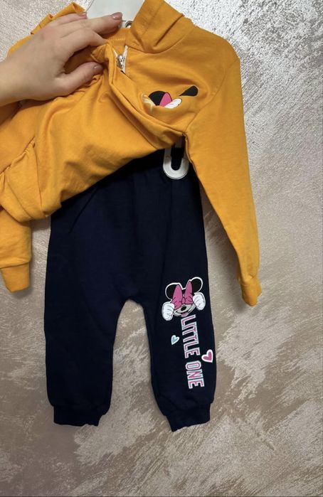 Нов комплект за момиче 9-12м.