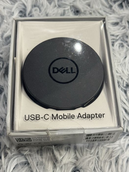 Докинг станцията Dell USB-C DA300