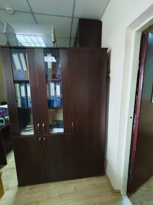 Продам офисные шкафы