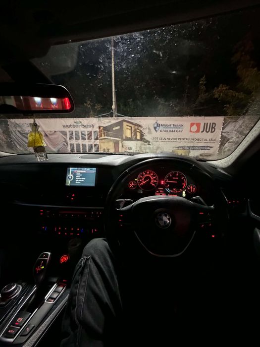 Vand bmw f10 2011 automat padele in stare perfecta acte valabile