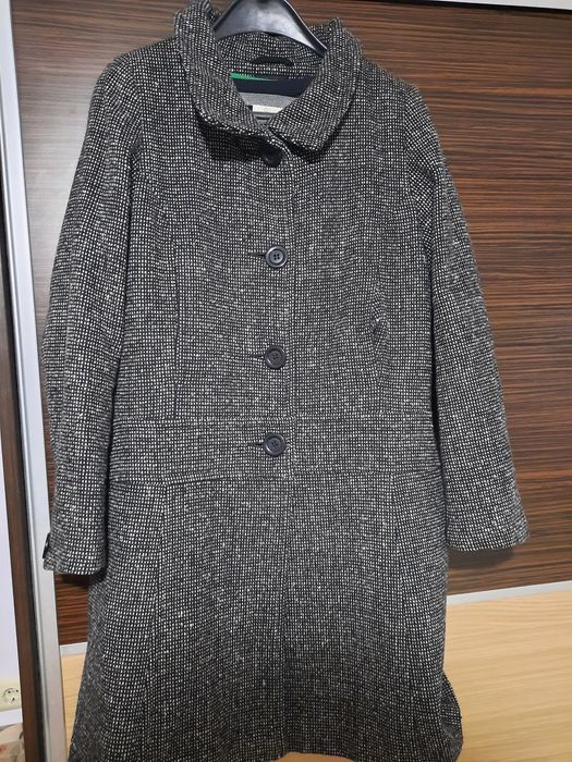 Почти нови палта