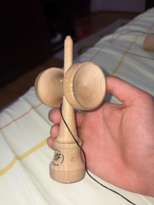 Kendama Cereal x Erattic squirel(migue)