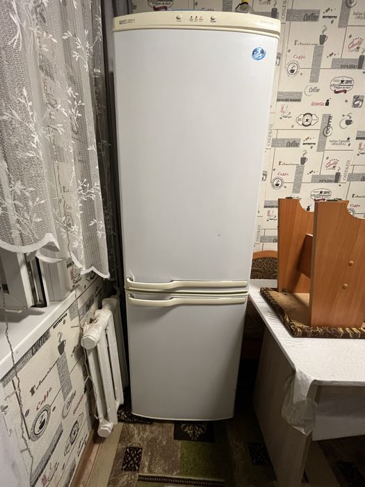 продам холодильник
