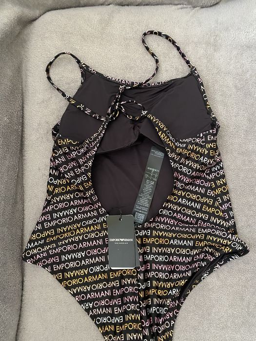 Emporio Armani - нов оригинален бански S