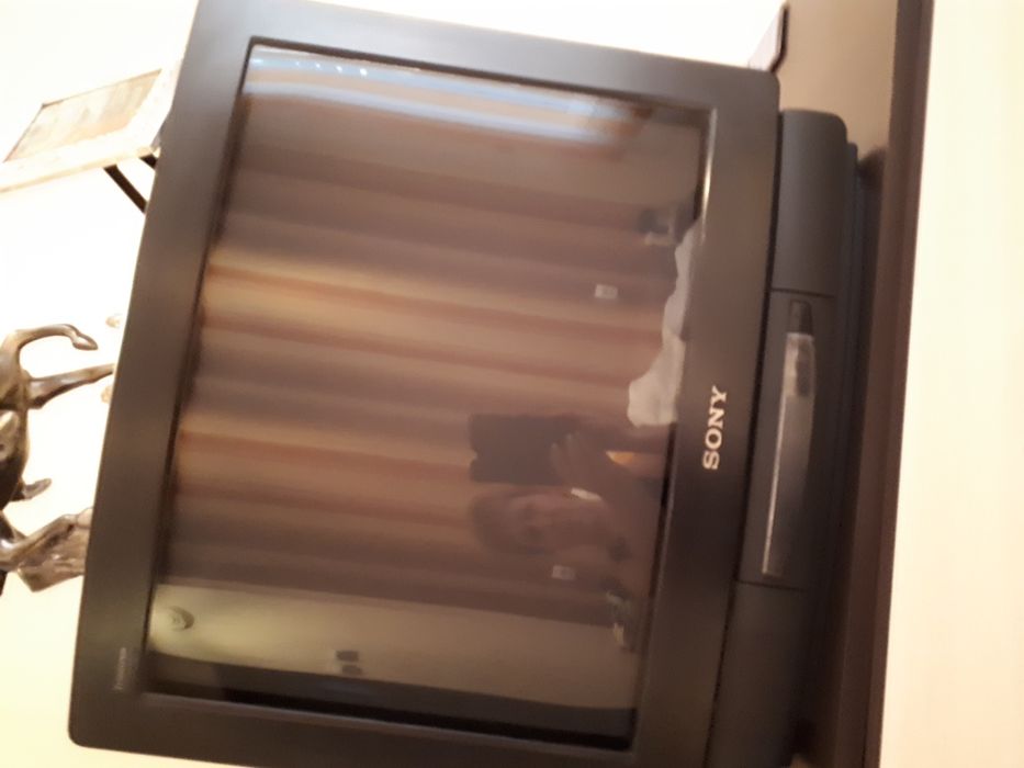 Телевизор Sony-запазен