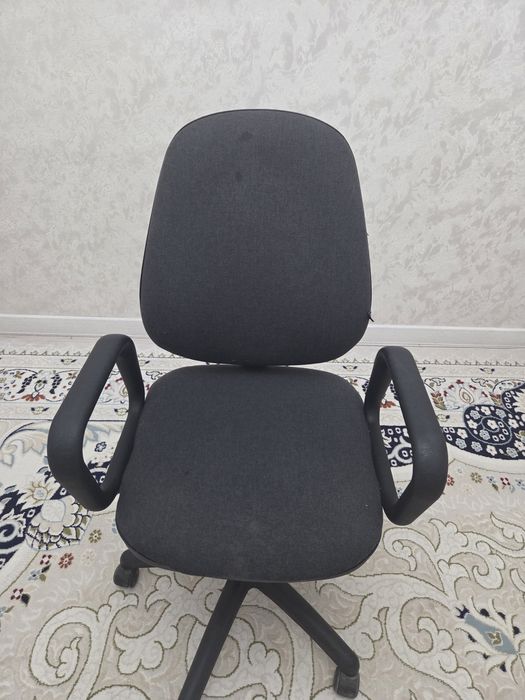 Продаётся  кресло состояние хорошее