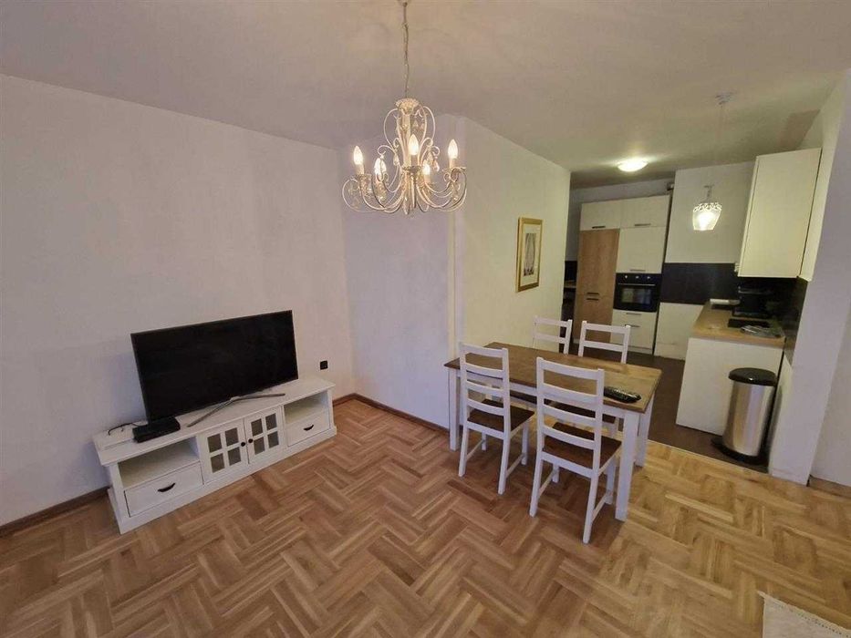 Дава се под наем Двустаен апартамент в Пловдив, Въстанически - 52 кв.м за 351.9 € - Снимка #1