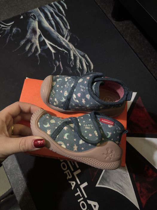 Пантофи Biomecanics размер 22