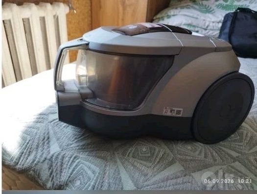 LG Ellipse Cyclone chang yutgichi