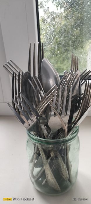 Кастрюли, хрустальные вазы