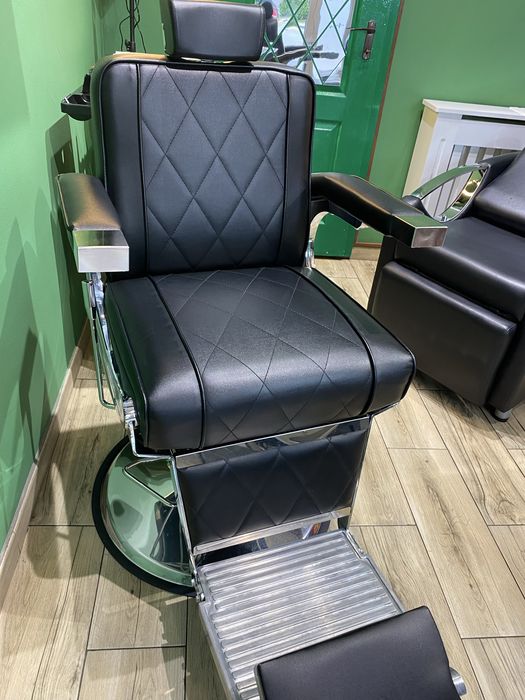 Scaun frizer profesional- stare foarte buna