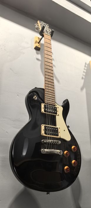 CORT CR 100 - электрогитара
