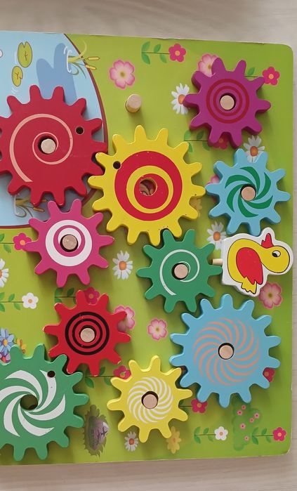 Деревянные развивающие игрушки