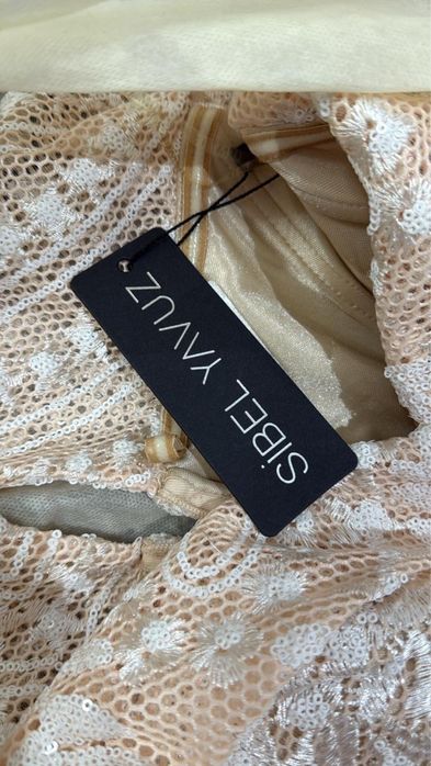 Продам вечернее красивое платье