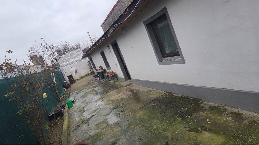 Casa de vanzare in zona Straulesti