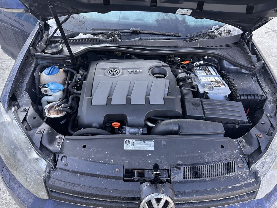 Фв голф 6 1.6тди комби на части / vw golf 6 1.6tdi
