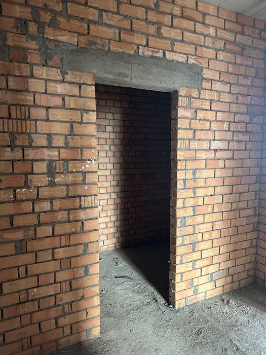 Срочно кадастр есть. 3-х комнатная каартира