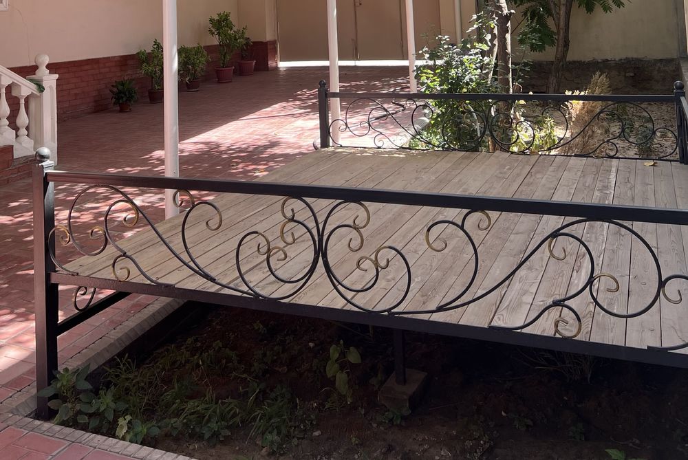 Продается тапчан в отличном состоянии