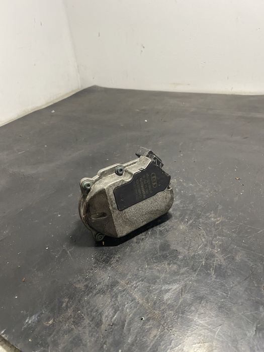 clapeta motoras galerie admisie Audi A6 C6 3.0 TDI V6 BMK BNG ASB BPP