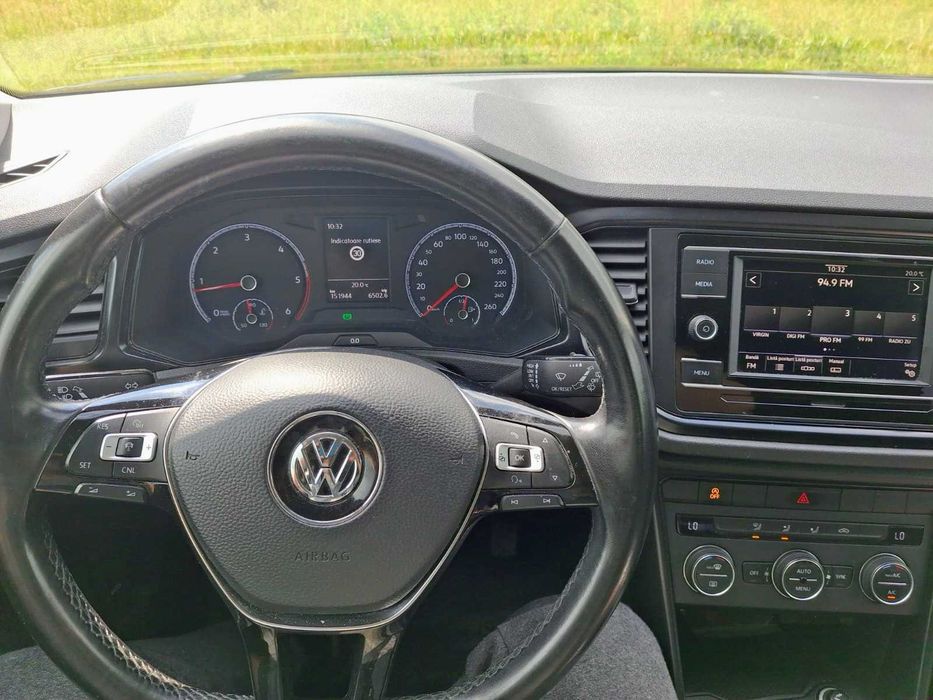 VOLKSWAGEN T-Roc 2019 — imagine 3