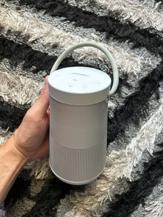• Bose SoundLink Revolve+ • Sunet 360° •