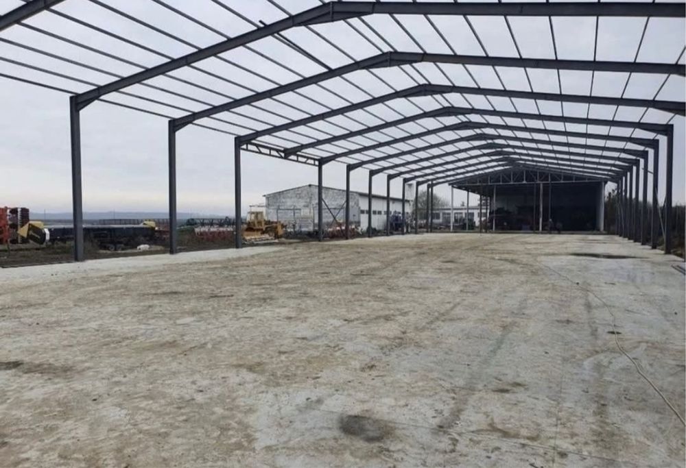 Vand hale si structuri metalice