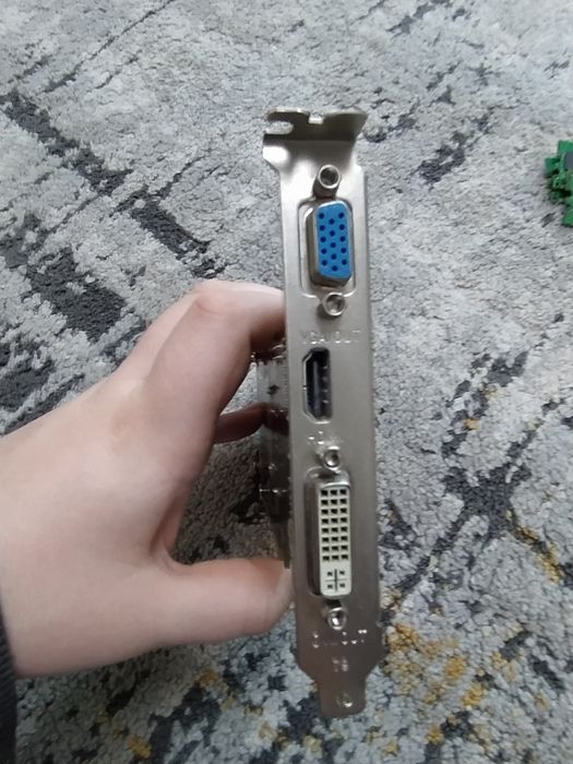 продам видеокарту palit GeForce GT 730