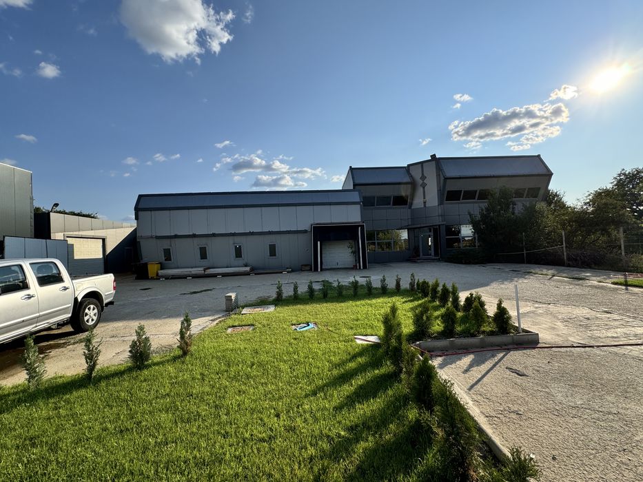 Vand hale de productie si cladire de birouri Carcea Str. Aeroportului