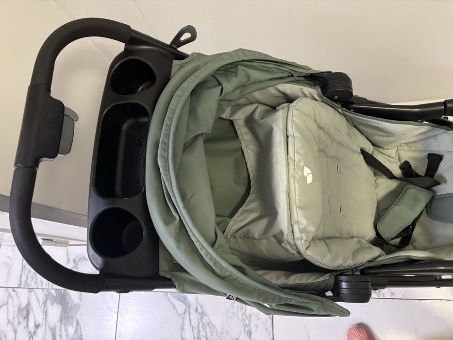 Коляска Joie (прогулочная)