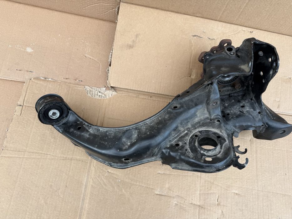 Носач BMW X1 U11 X2 U10