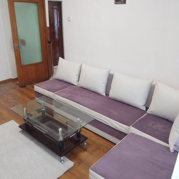 Apartament 2 camere . Zona Pacurari
