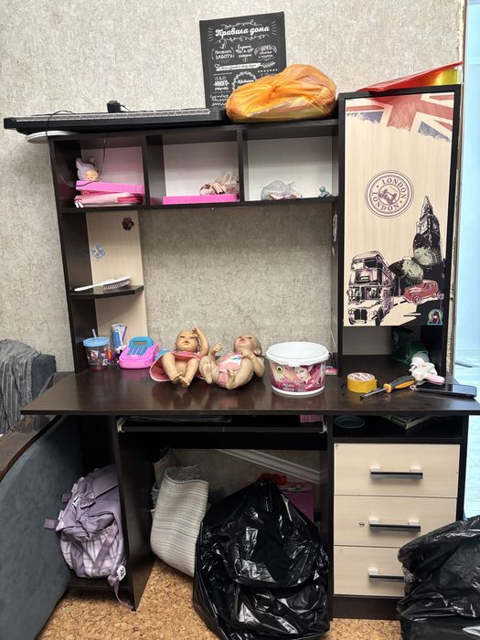 Продам письменный стол