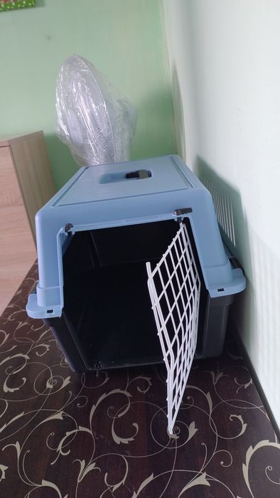 Транспортна кутия за котка