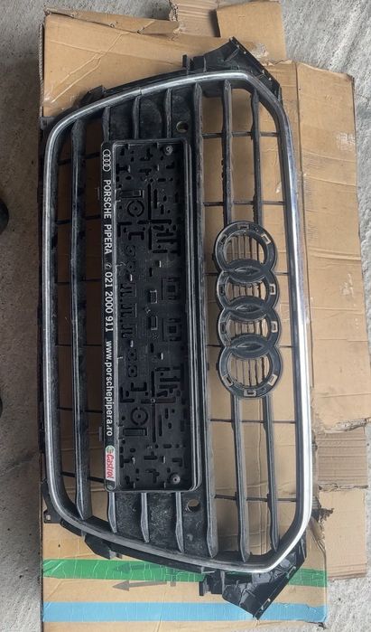 Vand grila centrala , audi A4 B8,5