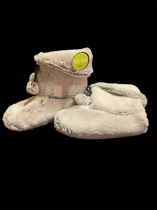 Нови плюшени домашни пантофи