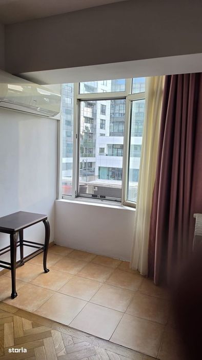 Apartament 3 camere, Unirii, etaj 1, decomandat,