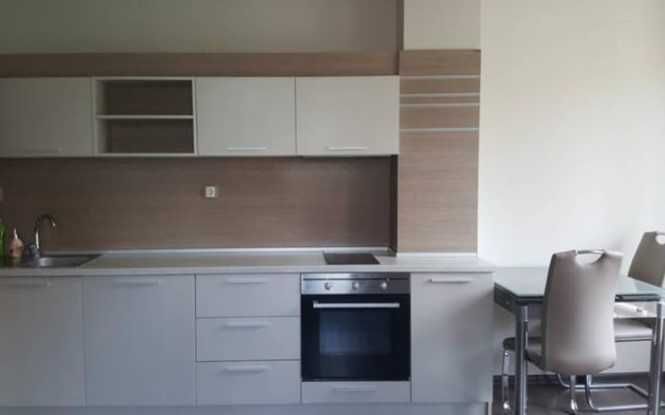 Дава се под наем Двустаен апартамент в Пловдив, Младежки Хълм - 65 кв.м за 229.5 € - Снимка #1