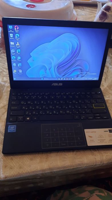 ASUS  E210MA-GJ239