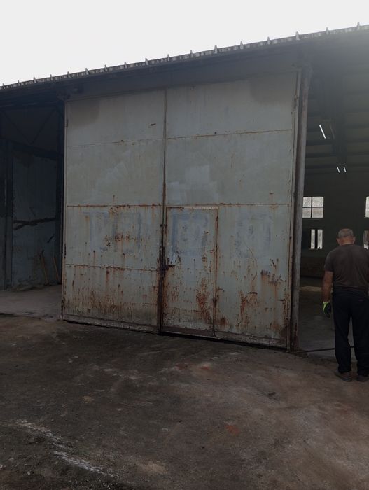 Метална врата за хале 4 м