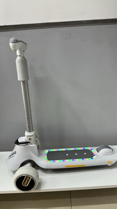 Толокар  детский новый