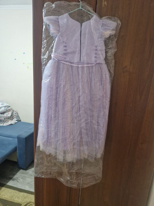 Две платье для девочки  за 5000