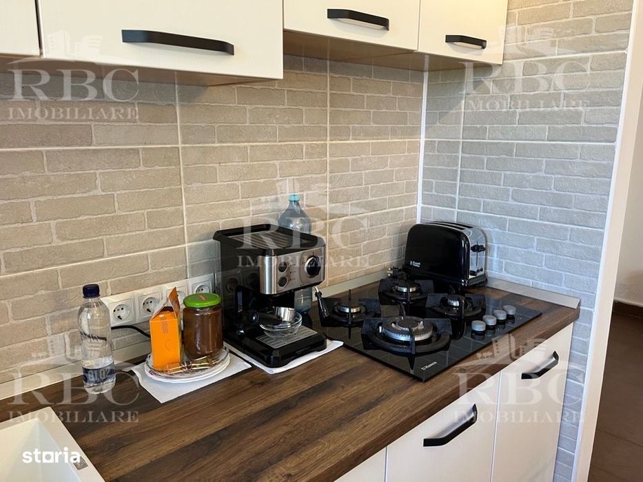Apartament 3 camere cu balcon Valea Garboului