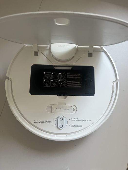 Robot aspitator Xiaomi S10