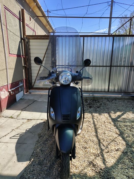 De vanzare scuter 49cc