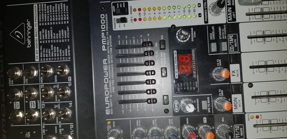 Behrenjer  Активный  Микшерный пультт