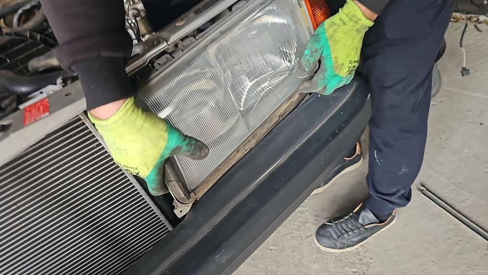 Фары на мерседес 190 201