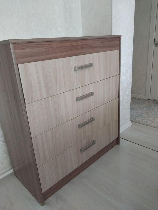 Комод в хорошем состояние