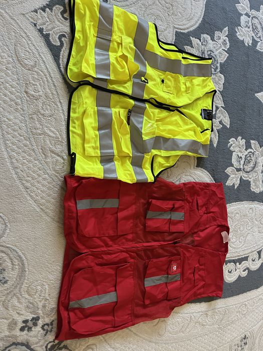 Продам жилеты новый цена каждый по 5000тг